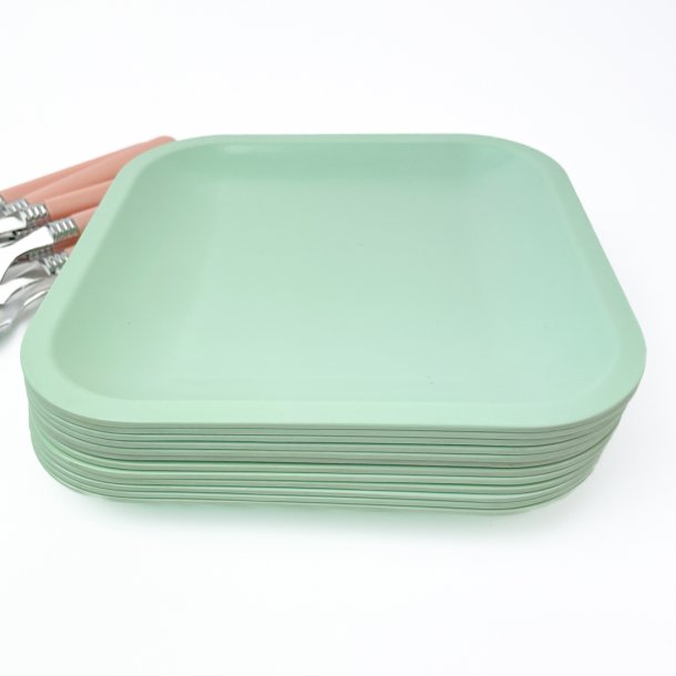 Zwlf mintgrne Vintage-Teller