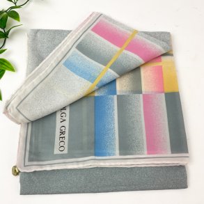 Pastellfarbenes Vintage-Satintuch  Olga Greco.   