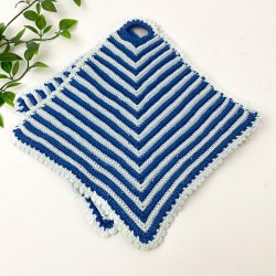 Hklede bl og hvide retro grydelapper