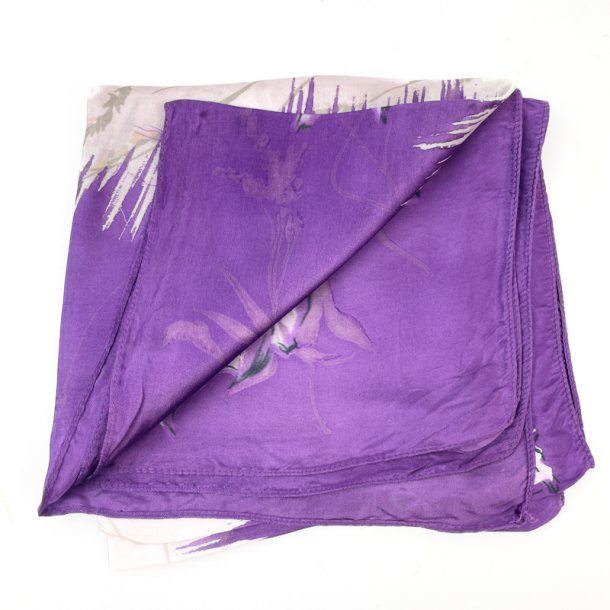 Lila Vintage-Seidenschal