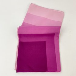 Pinkfarbenes Vintage-Satintuch  