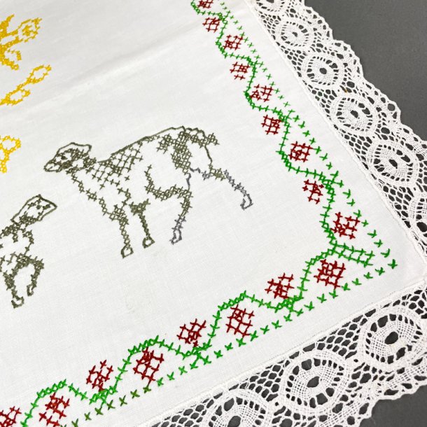 Vintage bordlber med broderede lam