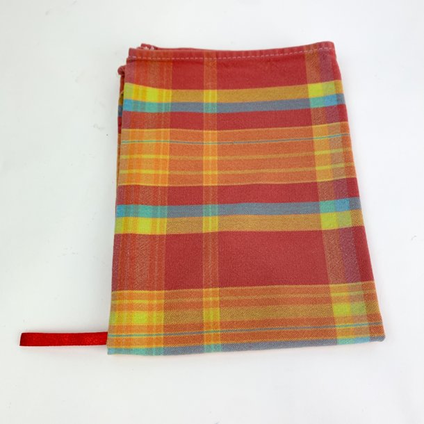 Et retro viskestykke i rde tern