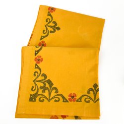 Gul retro dug med blomstertryk � 240 cm